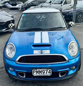 2012 Mini Cooper - Thumbnail