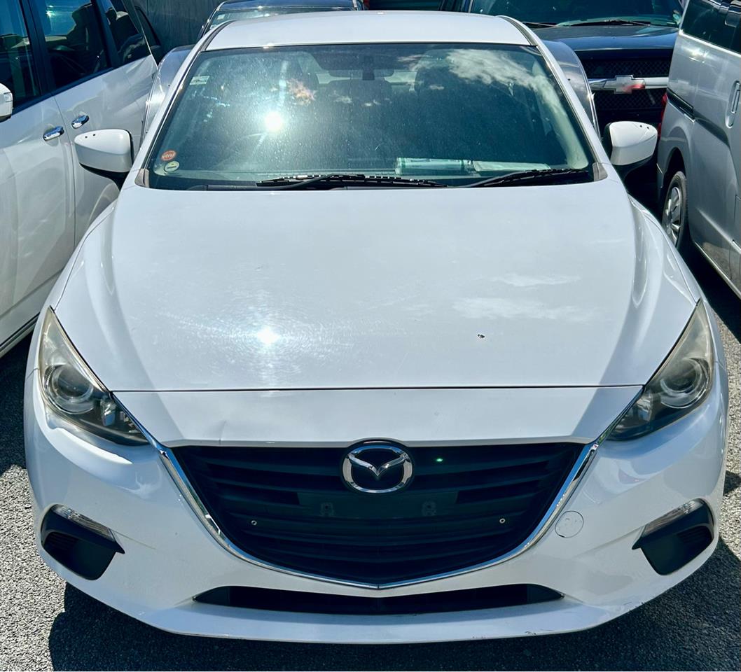 2015 Mazda Axela