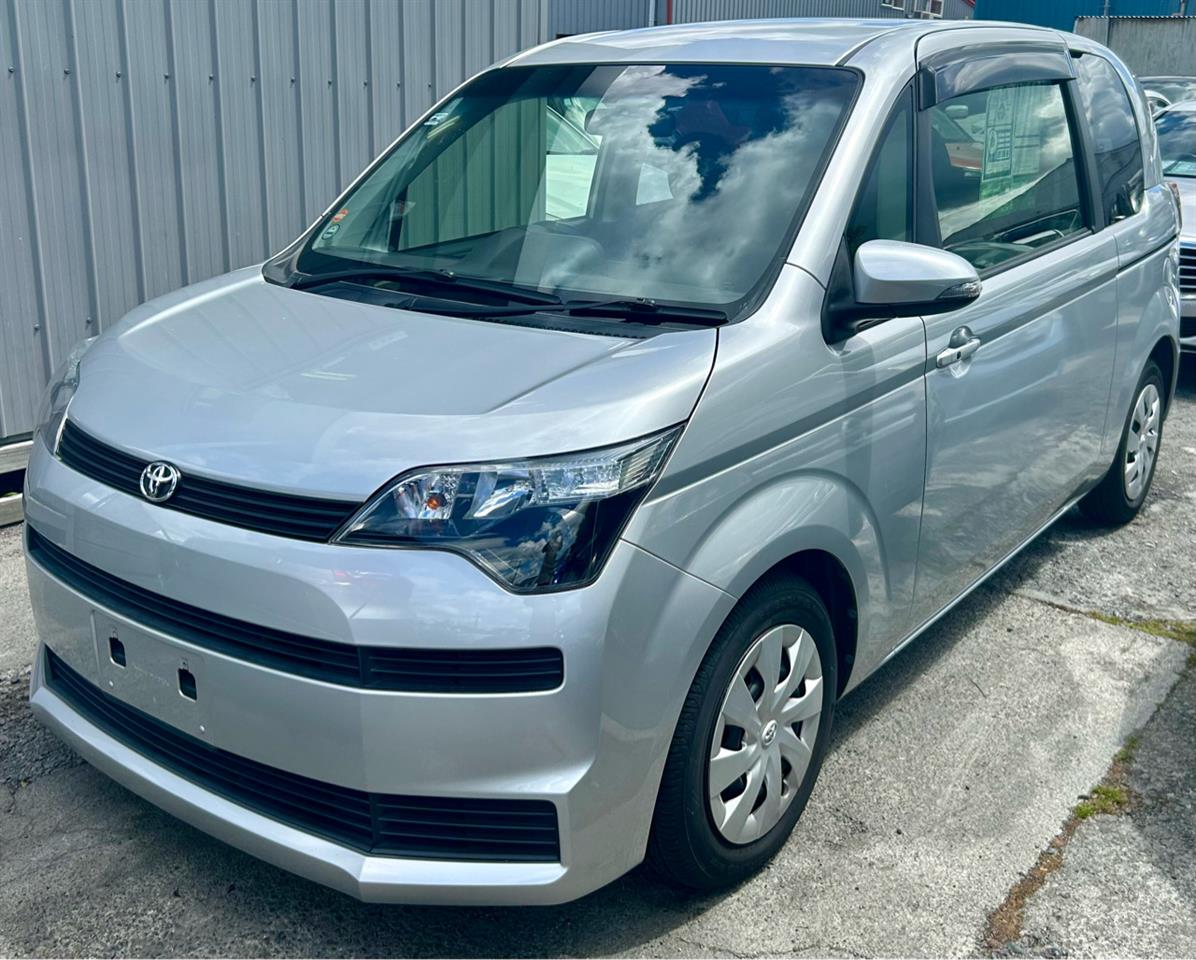 2013 Toyota Spade